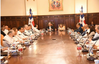 El presidente Luis Abinader encabezó una reunión del Consejo de Ministros y Directores del Poder Ejecutivo